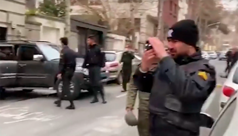 Нападение на посольство Азербайджана в Иране: есть погибший