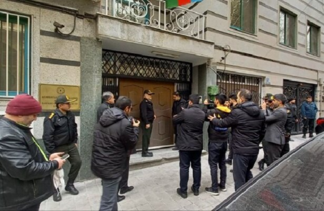 Полиция назвала главную версию нападения на посольство Баку в Тегеране