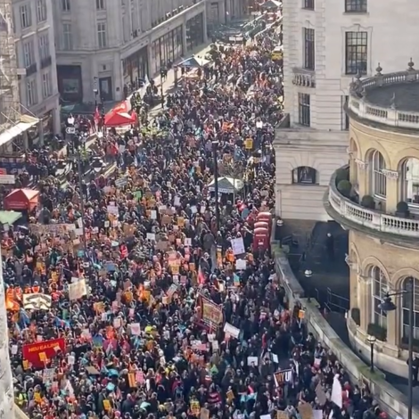 Полмиллиона британцев вышли на забастовку