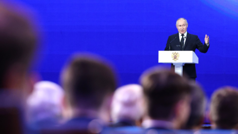 Два Послания Путина: почему президент выступит перед парламентом и перед народом