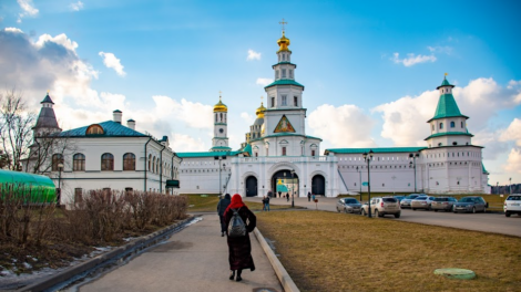 Тысячу километров дорог к святыням отремонтируют в России