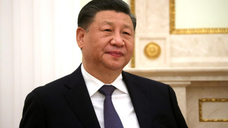 Глава КНР призвал своих генералов «не избегать битвы»