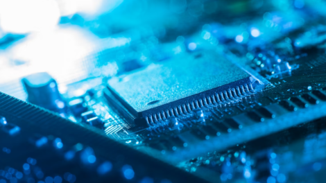 Intel может стать инвестором разработчика чипов ARM