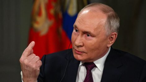 Путин подписал закон о самозапрете на получение кредита