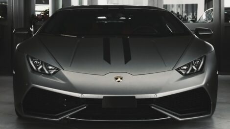 Lamborghini не видит смысла в электрических суперкарах