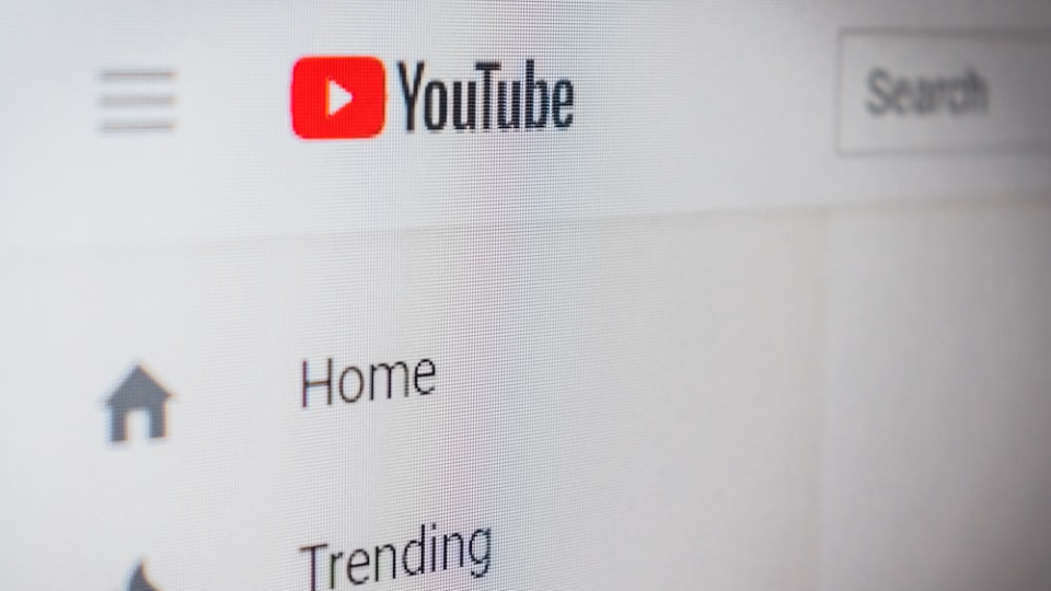 Депутат рассказал условия оживления Youtube в России