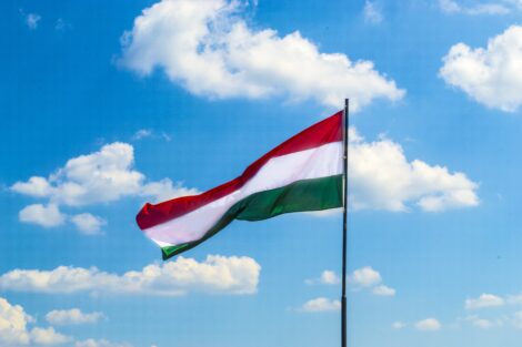 Венгрию приговорили к ежедневным выплатам