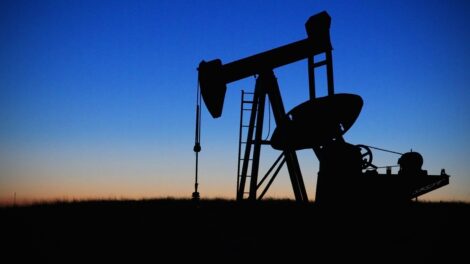 Нефть может упасть до $60 в 2025 году