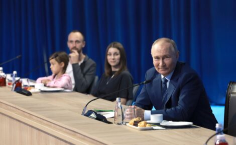 Путин посетил выставку-форум «Россия» на ВДНХ