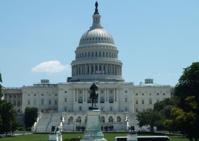 Шатдаун в США побил рекорд по длительности