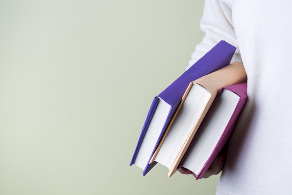 В России для 10-11-х классов выпустили первый учебник по беспилотникам