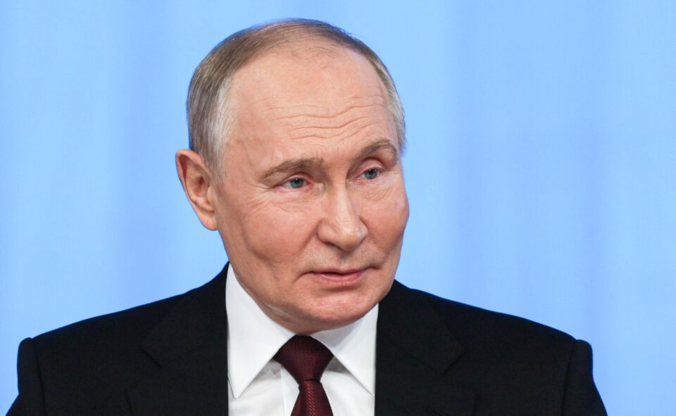 Путин: Украина должна признать итоги референдумов