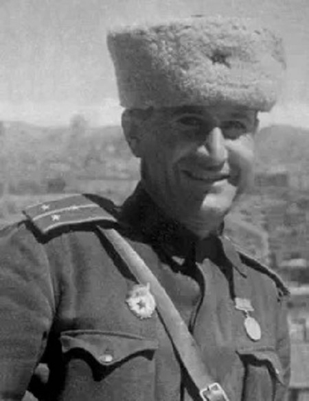 Армяне-военкоры на фронтах Великой Отечественной