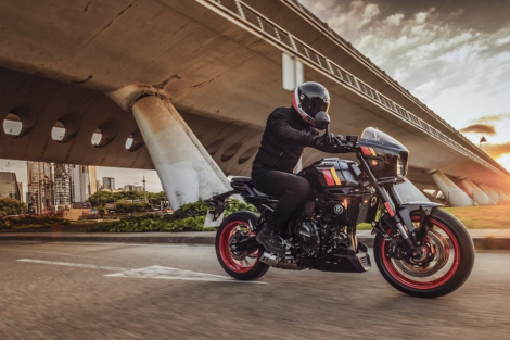 Suzuki показала два новых мотоцикла