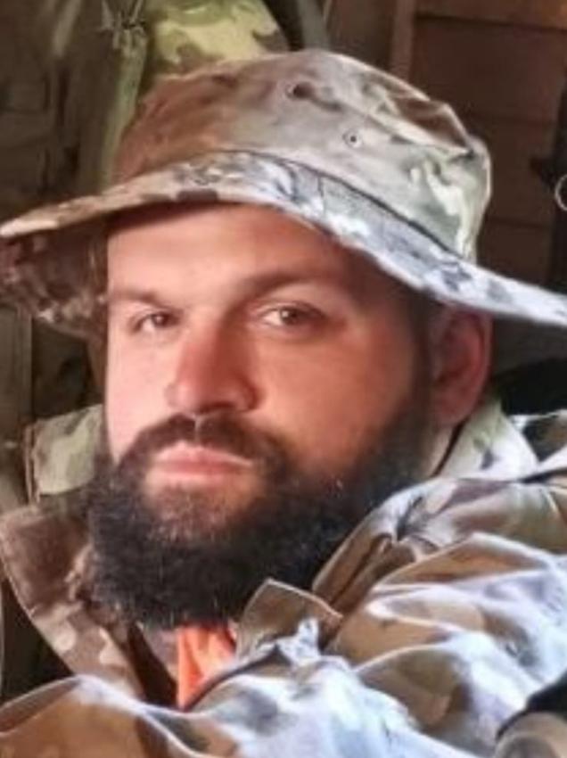 Газета «МК». Сорок дней в огне «Колизея»: годовщина подвига армянина Арсена Караманова