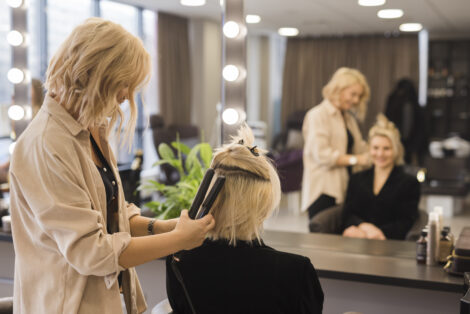 В России вырастут цены на услуги салонов красоты